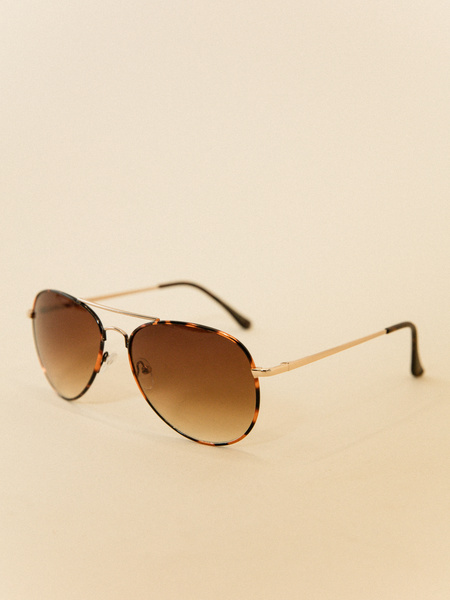 Солнцезащитные очки-авиаторы - фото 3