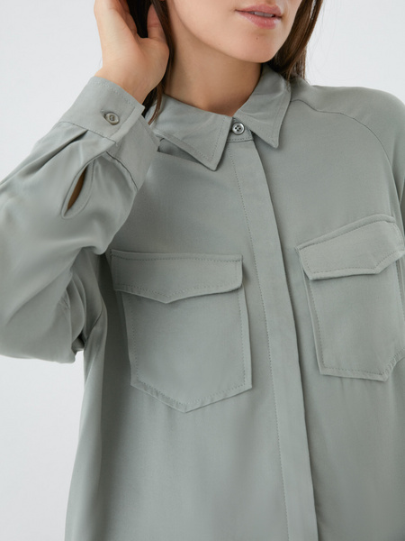Блузка с накладными карманами - фото 3