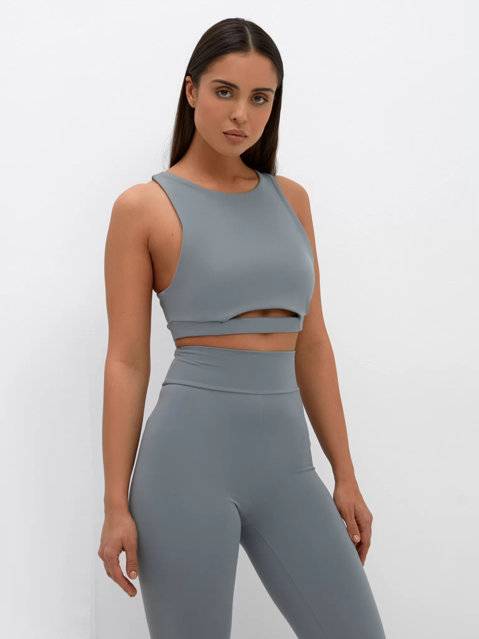 ZARINA Спортивный топ