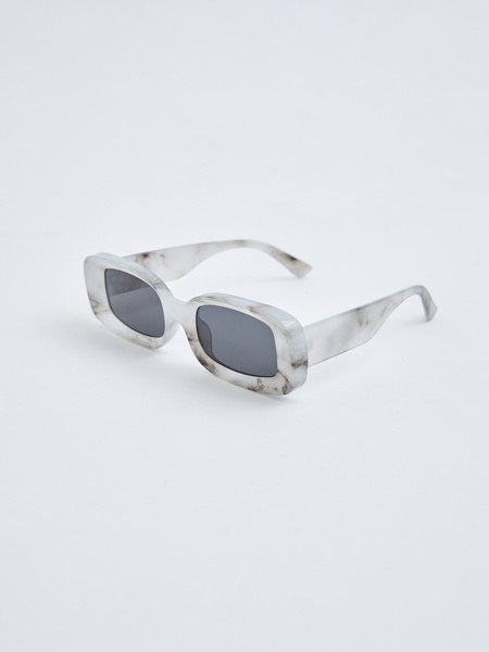Солнцезащитные очки - фото 6