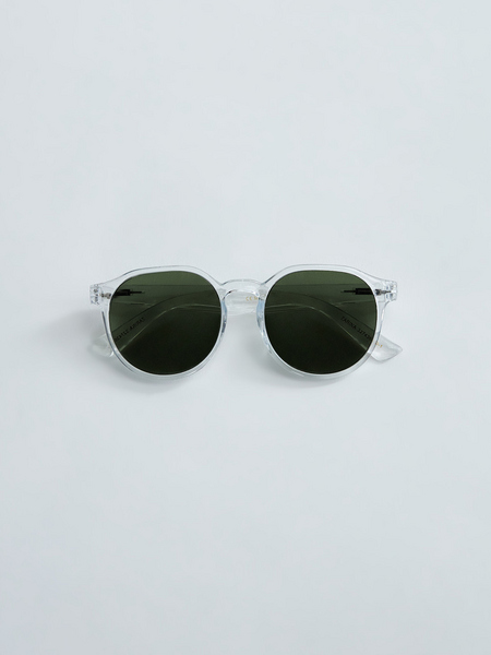 Солнцезащитные очки - фото 1