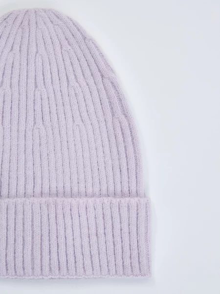 15 шапок, в которых все женщины похожи на тёток, и модные шапки на осень-зиму