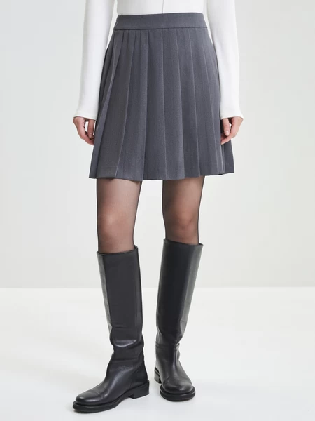Почему вам стоит добавить в свой гардероб женскую клетчатую юбку от бренда a LOT?