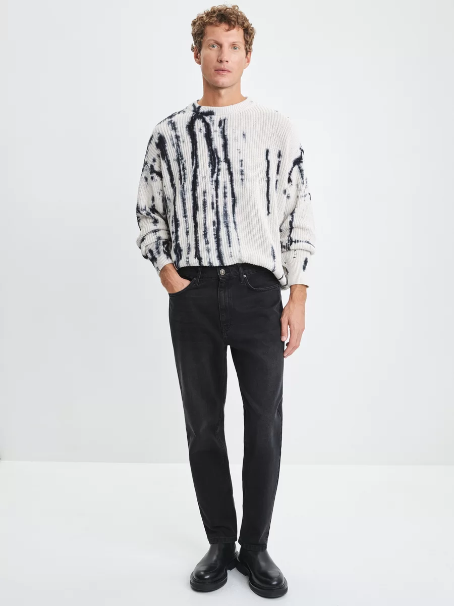 Джинсы slim-tapered