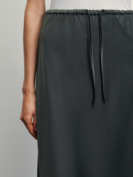 Атласная юбка миди с эластичным поясом 4224217217-17 - фото 5