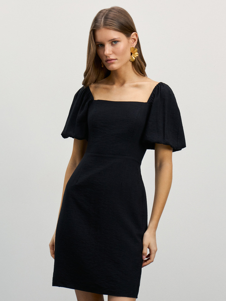 Платье мини с объемными рукавами Zarina. Цвет: черный
