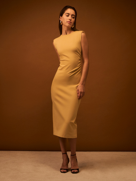 Трикотажное миди платье с драпировкой Zarina 4225598546-133, размер S (RU 44), цвет светло-жёлтый Трикотажное миди платье с драпировкой, 4225598546 - фото 2