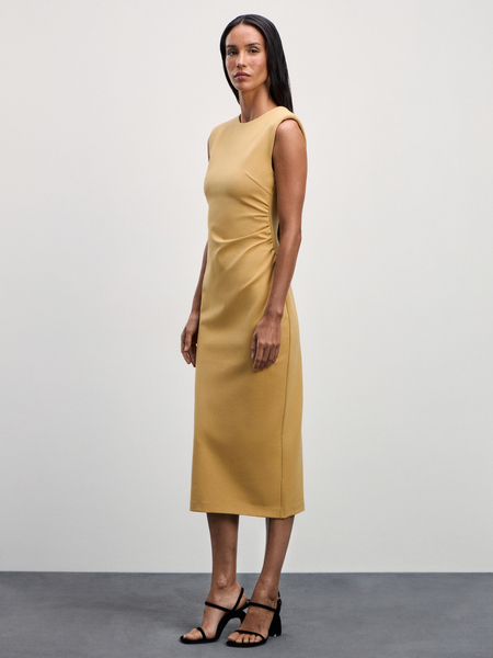 Трикотажное миди платье с драпировкой Zarina 4225598546-133, размер S (RU 44), цвет светло-жёлтый Трикотажное миди платье с драпировкой, 4225598546 - фото 3