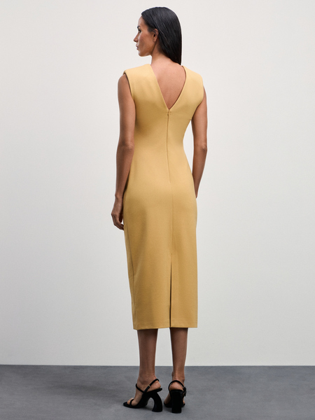Трикотажное миди платье с драпировкой Zarina 4225598546-133, размер S (RU 44), цвет светло-жёлтый Трикотажное миди платье с драпировкой, 4225598546 - фото 4