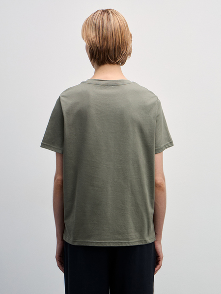 Базовая футболка из хлопка с принтом Zarina 4327510410-13, размер S (RU 44), цвет хаки/оливковый Базовая футболка из хлопка с принтом, 4327510410 - фото 5