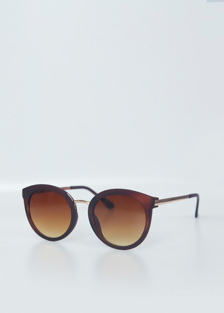 Солнцезащитные очки в цветной оправе - фото 5