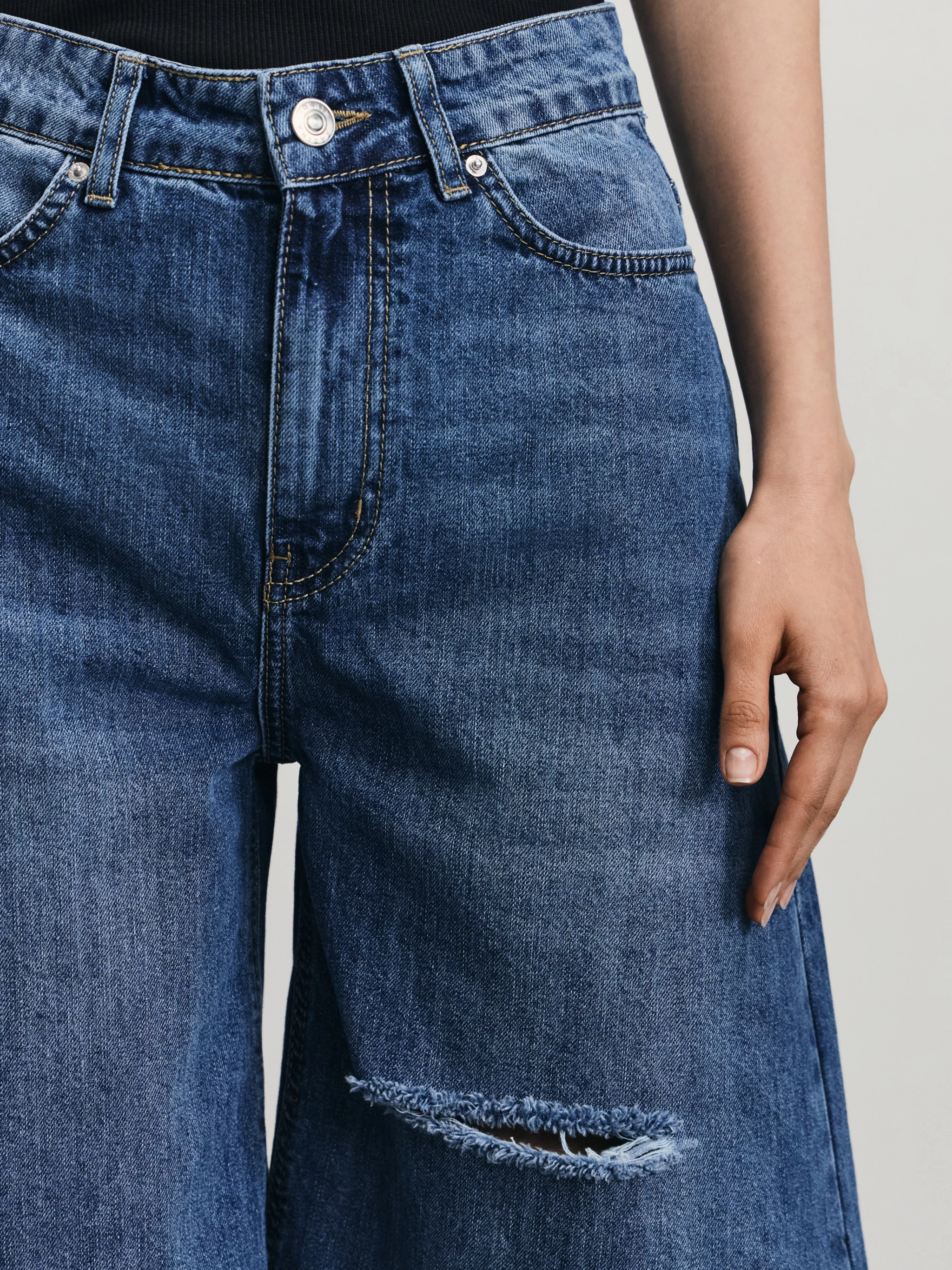 Джинсовые шорты бермуды ZR2505092329-103 - купить в интернет