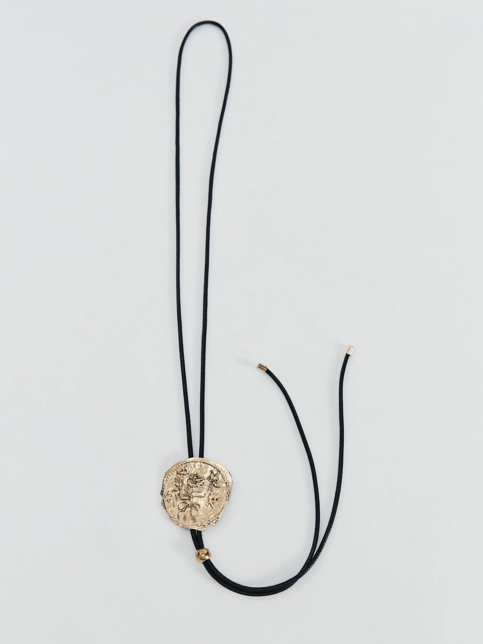 Акцентное украшение на шею ZR2509060306-6 - купить в интернет